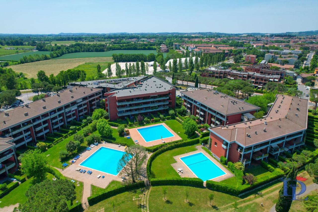 Desenzanoloft Official Partner Marriott Homes & Villas - Dolce Vita With Garden And Pools Desenzano del Garda Eksteriør bilde