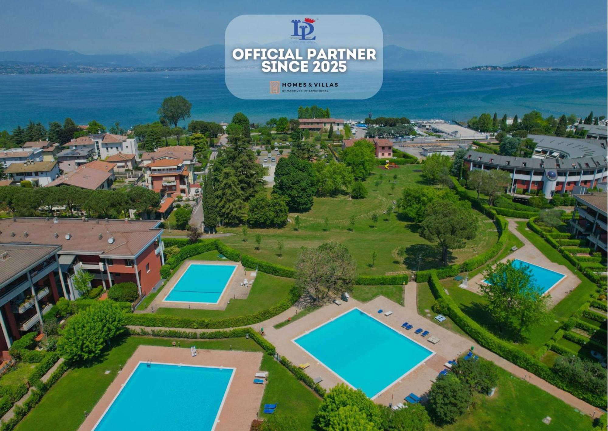 Desenzanoloft Official Partner Marriott Homes & Villas - Dolce Vita With Garden And Pools Desenzano del Garda Eksteriør bilde